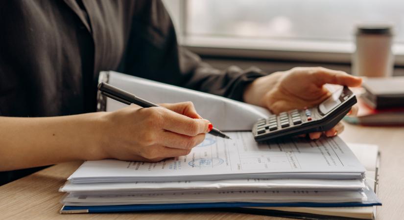 Mutatjuk mennyi lesz a 4 és a 6 órás minimálbér 2024-ben