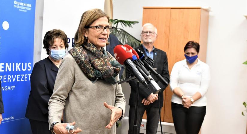 Szolnokon találkozott az amerikai nagykövet és Orbán Viktor felesége