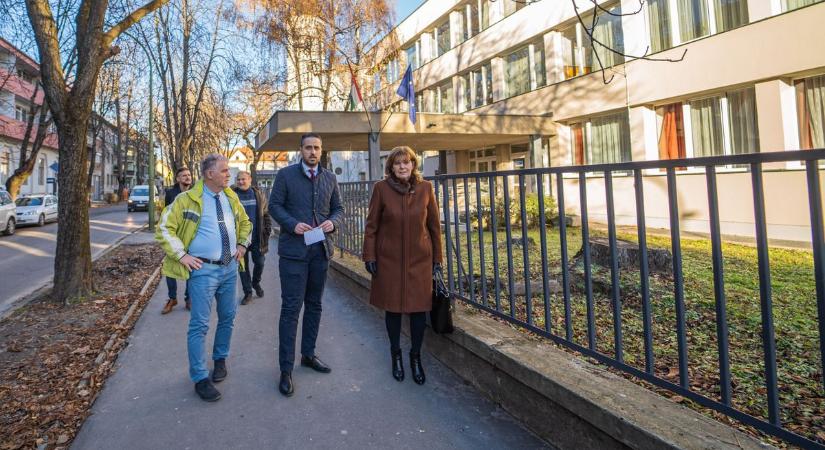 Hőszigetelték és új fűtőtesteket is kapott a közgazdasági