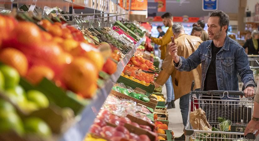 A Lidl lavinát indított, nem állnak meg a teljes vasárnapi boltzárig