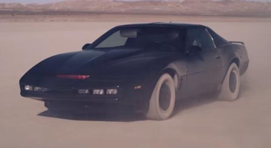 Már a kanyarban van Kitt a Knight Riderből: összefogott a Microsoft és a TomTom, a cél egy beszélgetni képes mesterséges intelligencia