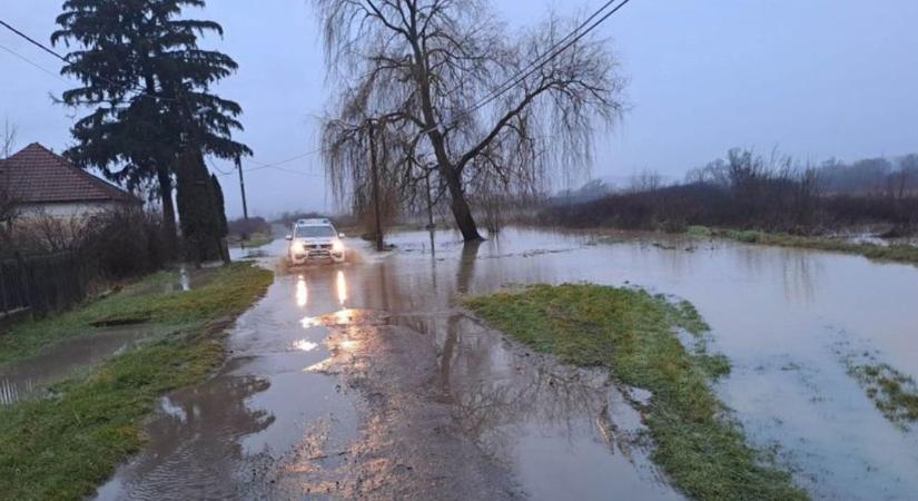 Visszavonták a másodfokú árvízvédelmi készültséget Ipolytarnócon: kevésen múlt a kitelepítés
