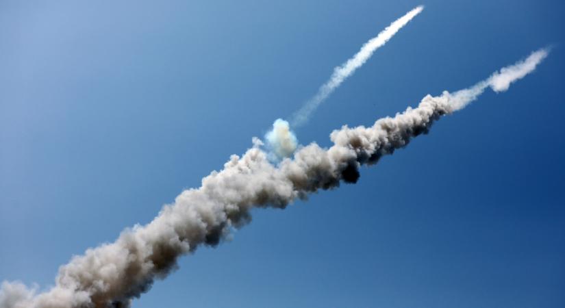 A lengyel külügyminisztérium behívatta az orosz külügyi megbízottat légterükbe került rakéta miatt