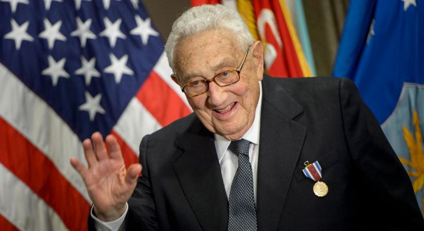 Henry Kissinger két arca: a zseni és a rezsimek segítője