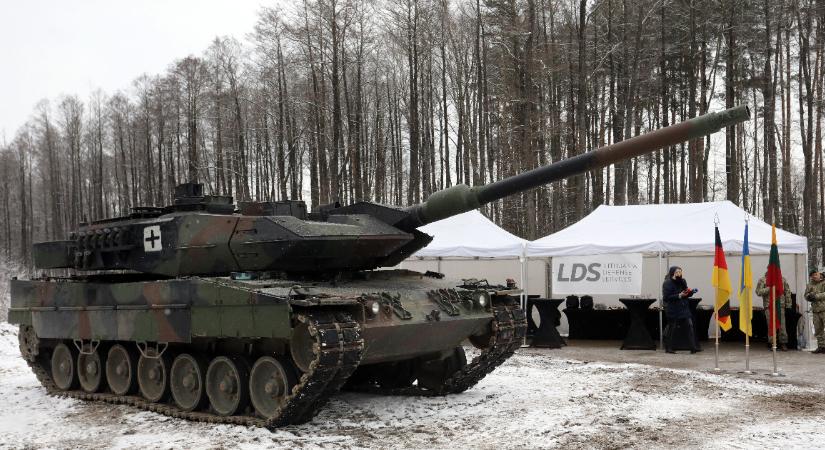 Alig maradt pár a legmodernebb Ukrajnának adott német harckocsiból, és nem csak az orosz támadások miatt