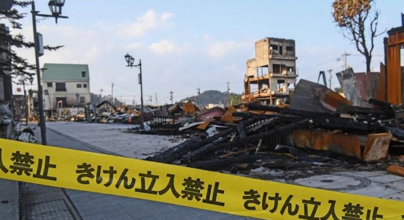 Földrengés: egyre több halottat találnak a romok alatt Japánban