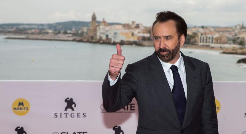 Nicolas Cage a kastélyok, kocsik és képregények szerelmese
