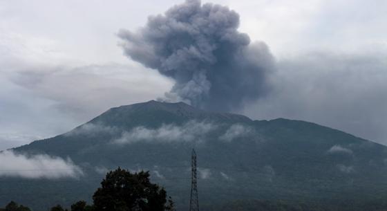 Kitört egy indonéz vulkán