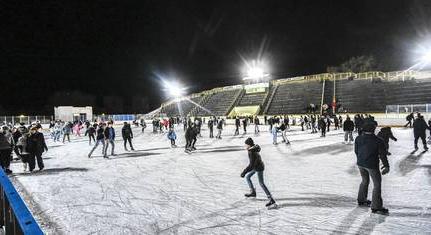 Pécs idén is kiemelt helyszíne lesz a Jégpályák Éjszakájának