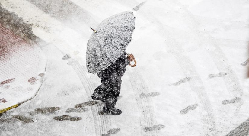 Hótakaró alatt ébredt az ország egy része: van, ahol 12 cm hó is esett  Videó