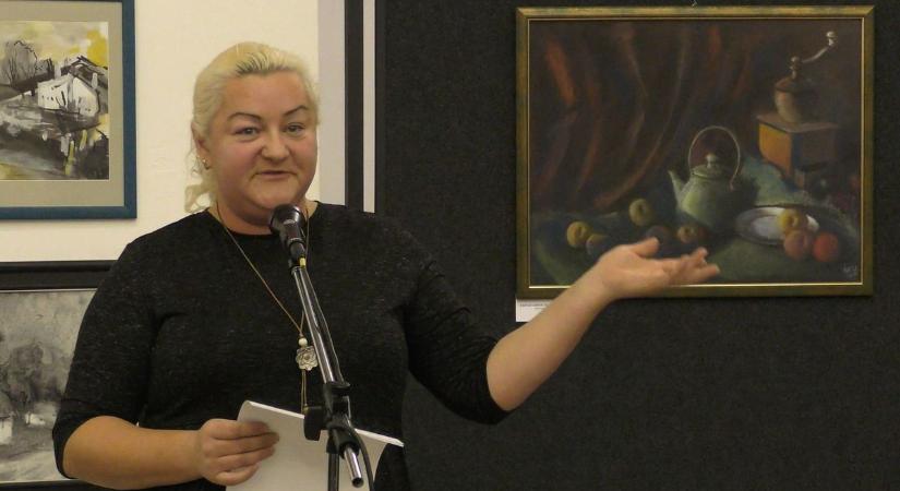 Varga Gábor amatőr festő kiállítását nyitották meg Hajdúhadházon