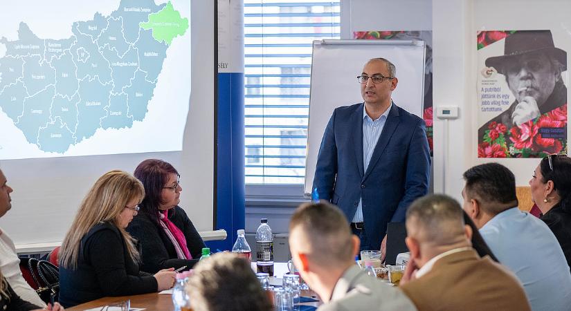 „Soha többet Farkas Flórián”: már a romák sem kérnek belőle