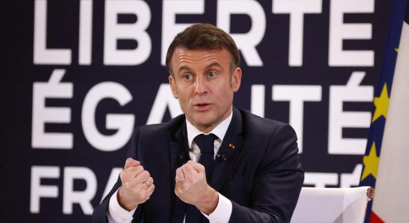 Macron feburárban Ukrajnába megy, hogy fegyverszállítmányt adjon át
