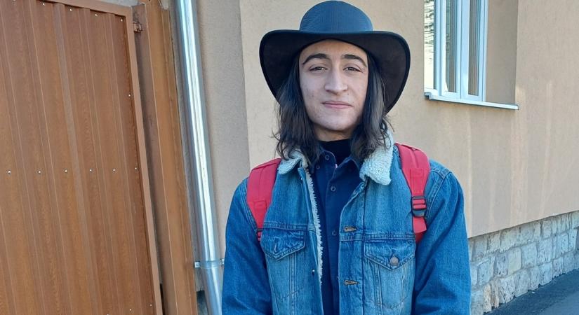 17 éves lett Csáky Soma, a Sárospatakon megégett gimnazista