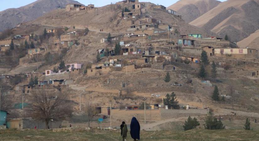 Négy túlélője van az északkelet-afganisztáni orosz repülőgép-szerencsétlenségnek