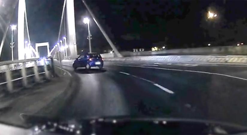 Túl gyorsan próbált felkanyarodni az Erzsébet hídra, az autó hátulja megelőzte az elejét - videó