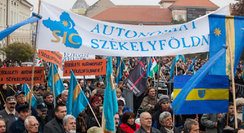 Izsák Balázs: négy évenként a parlament elé kell terjeszteni Székelyföld autonómiastatútumát