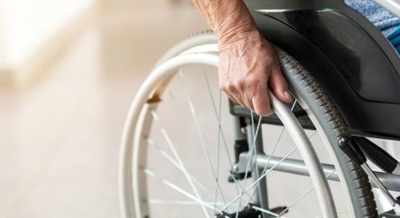Finomították a spanyol alkotmányt a fogyatékossággal élők miatt