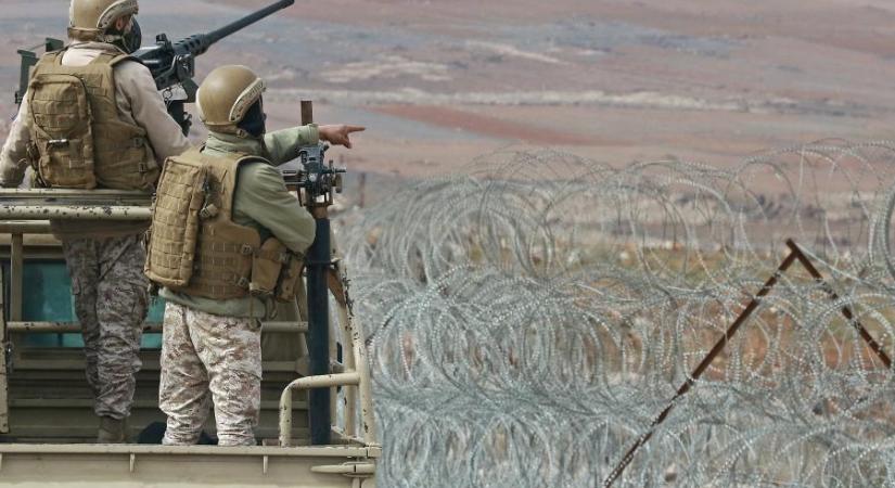 Három amerikai katona vesztette életét, amikor dróntámadás érte a támaszpontjukat Jordánia északkeleti részén