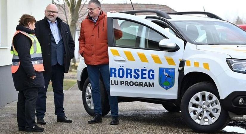Új autó segíti a tófalusi polgárőrök munkáját