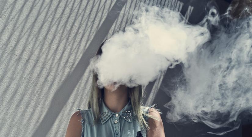 Új illegális e-cigaretta terjed a kamaszok körében