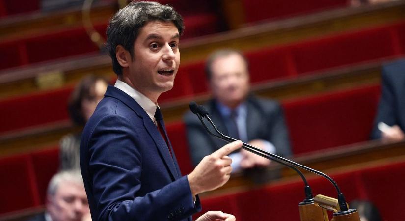A bürokrácia csökkentését ígéri a francia miniszterelnök