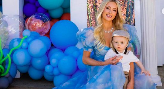 Paris Hilton fényűző partit szervezett kisfia első születésnapja alkalmából, de csúnyán beleálltak követői