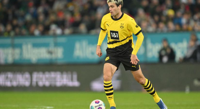 Szerződést hosszabbított, majd távozott a Dortmund középpályása – hivatalos