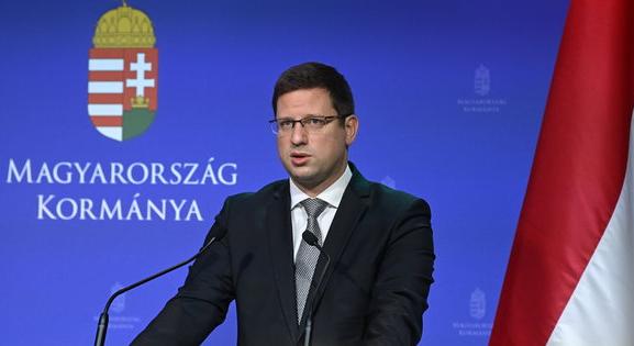 Gulyás Gergely: a mostani tanárbéremelés a magyar adófizetők pénzéből történik