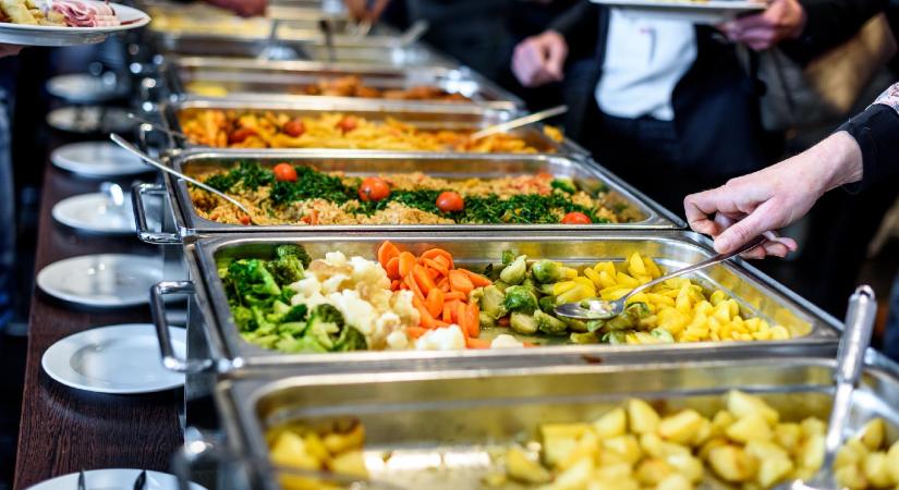 Általánossá tenné a svédasztalos iskolai étkeztetést a HunGast