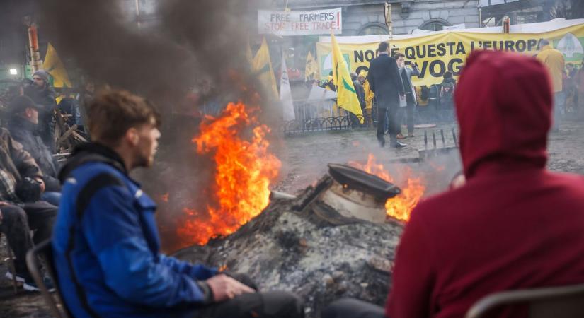 Összecsaptak a belga gazdák a rendőrökkel Brüsszelben