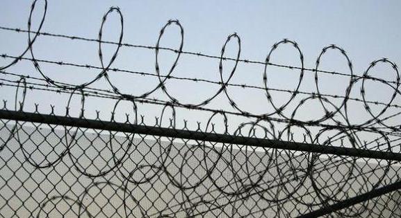 Börtönlázadás tört ki Kaliforniában, nyolc börtönőr és egy rab megsérült