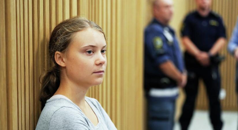 Bíróság elé állt Londonban Greta Thunberg egy olajtüntetés miatt