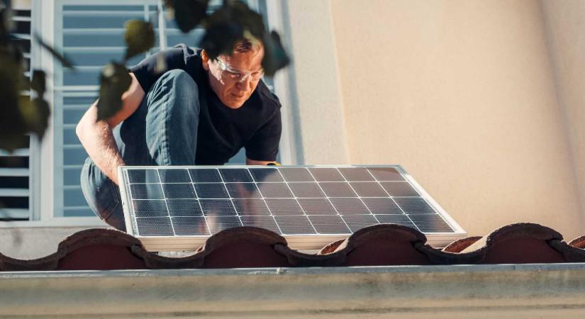 Zöld Ház program: a tavalyi sikeresen pályázók kevesebb mint negyede kapta meg eddig az engedélyt a napelemek felszerelésére
