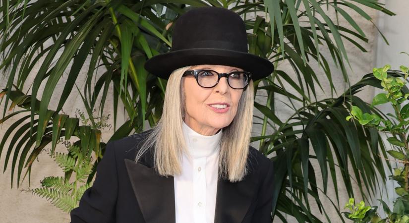 A 78 éves Diane Keaton a jól bevált stílustrükkjeire esküszik: úgy öltözik, mint régen, mégis divatos
