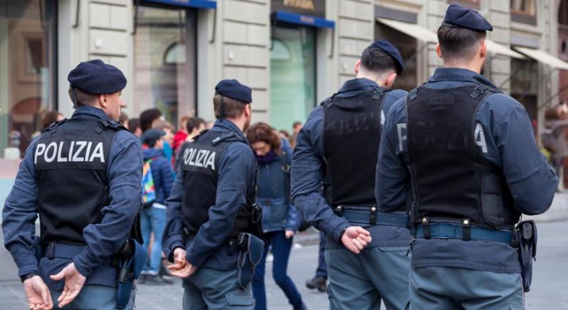Támadás érte az Egyesült Államok firenzei konzulátusát, rendkívüli terrorellenes készültséget rendeltek el Olaszországban