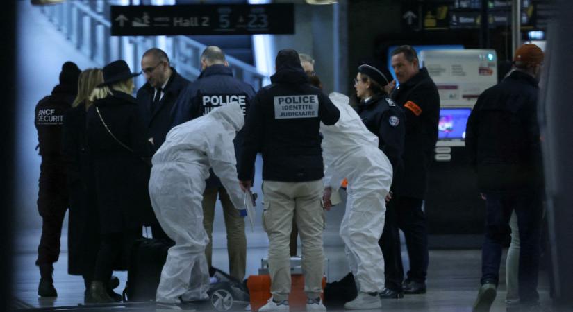 Terror támadás Párizsban, egy migráns utasokat késelt meg az egyik pályaudvaron