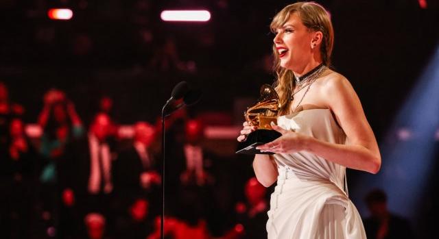 Itt vannak a 2024-es Grammy-díjak: Taylor Swift nagyot nyert