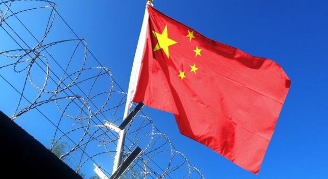 Felfüggesztett halálbüntetést kapott egy ausztrál író Kínában