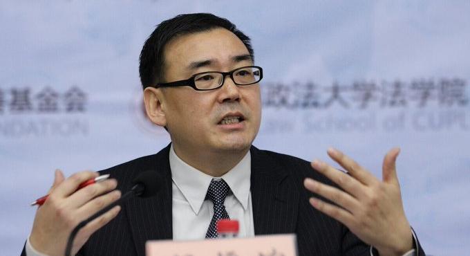 Halálra ítéltek egy demokráciapárti írót Pekingben