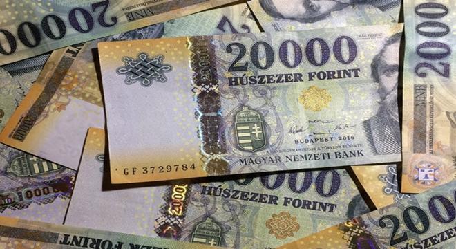 Óriási botrány: Hamis bankjegyek kerülhetnek a pénztárcádban