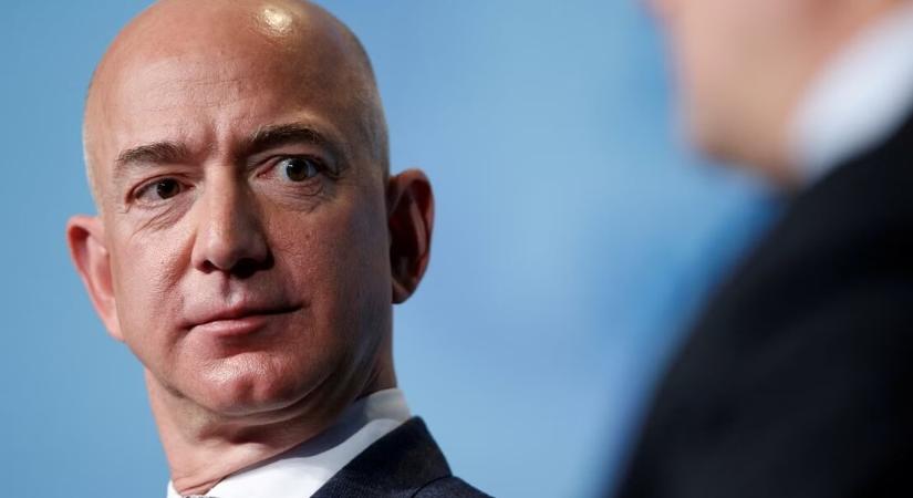 Rengeteg Amazon-részvényt ad el Jeff Bezos
