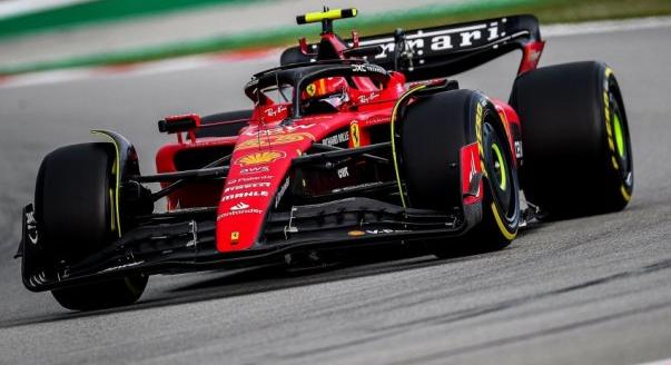 Hamilton nyerőgéppé teheti a Ferrarit?