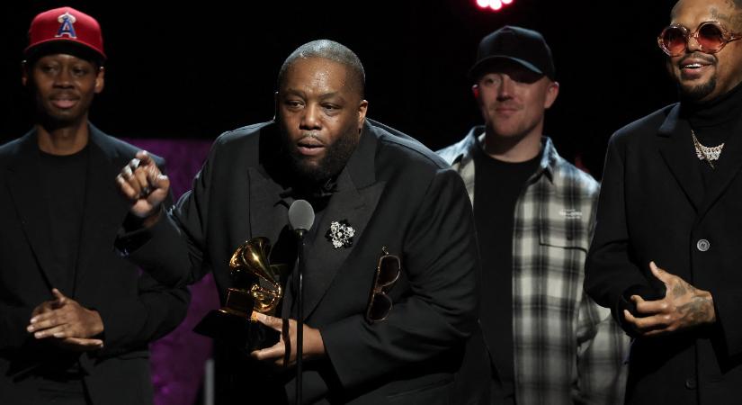 Átvette három Grammy-díját, valakivel összeverekedett a színfalak mögött, majd bilincsben vitték el a rendőrök az amerikai rappert