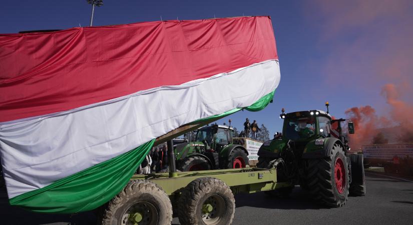 Traktorral mennek Rómába az európai agrárpolitika ellen tüntető gazdák