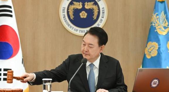 Dél-Korea elnöke százezreknek adott kegyelmet a holdújév alkalmából