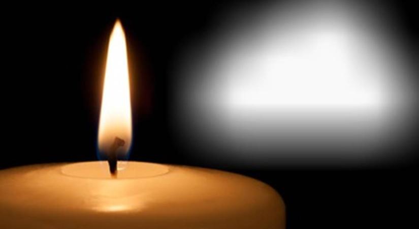 Benedek Miklós temetése: csendes tisztelgés a Farkasréti temetőben