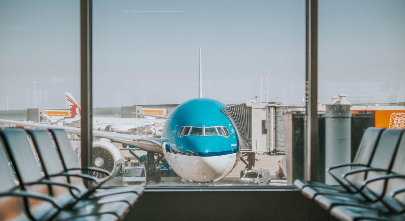 Siess: 30 ezer forint kedvezményt ad a KLM az első 200 foglalásra Valentin nap alkalmából