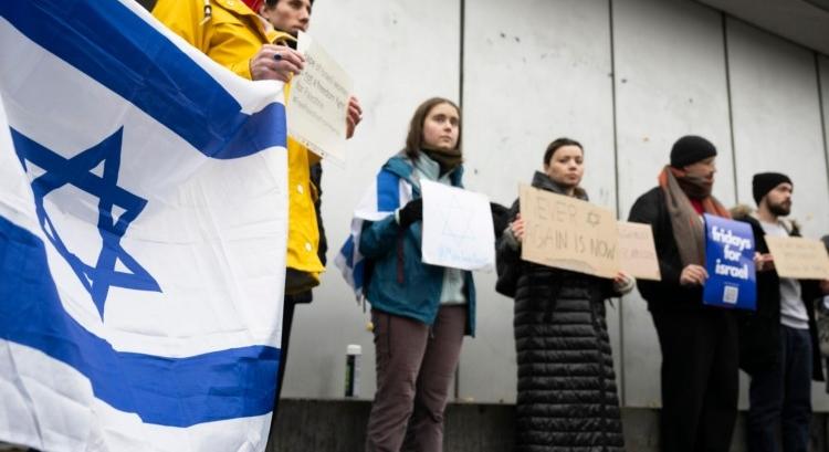 Elegük lett a megfélemlítésből a németországi zsidó tanároknak