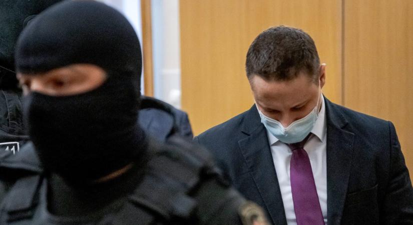 Még enyhébb büntetésre ítélték a korrupciót beismerő végrehajtókat a Völner-Schadl-perben